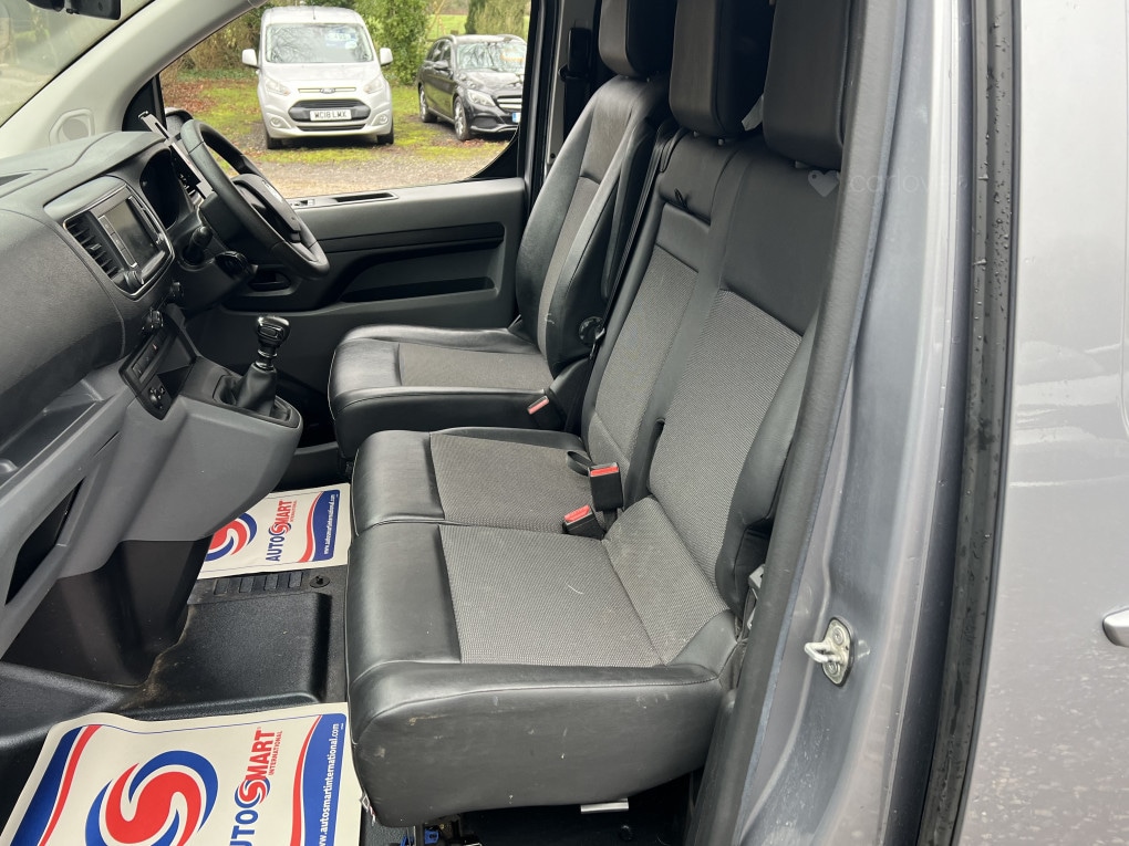 Used Vauxhall Vivaro 2020 for sale - 77140457: Photo 18