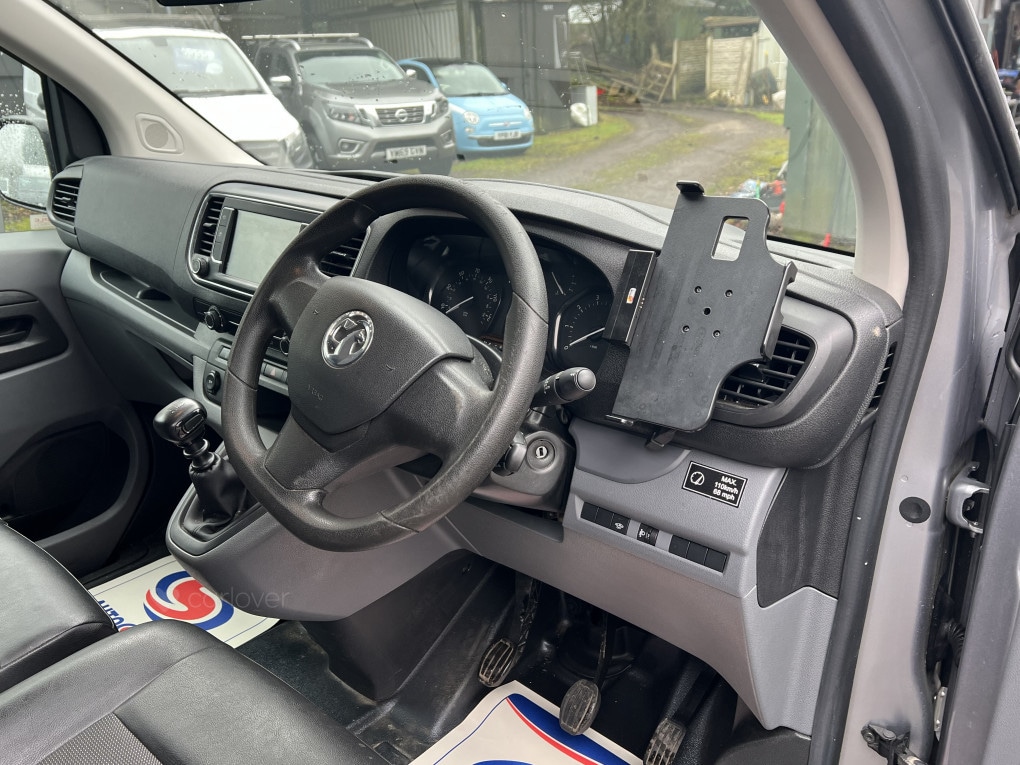 Used Vauxhall Vivaro 2020 for sale - 77140457: Photo 20