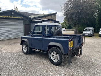 Used Land Rover Defender 2011 for sale - 79314431: Photo