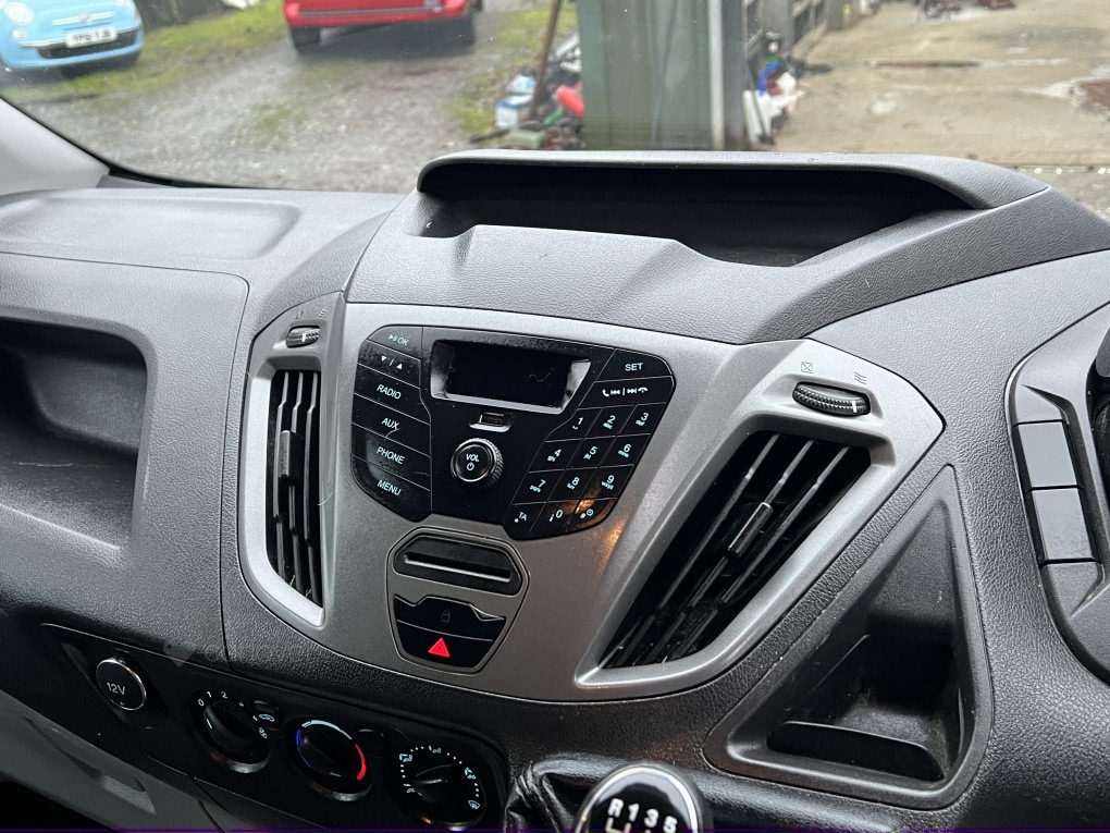 Used Ford Transit Custom 2017 for sale - 76974117: Photo 24