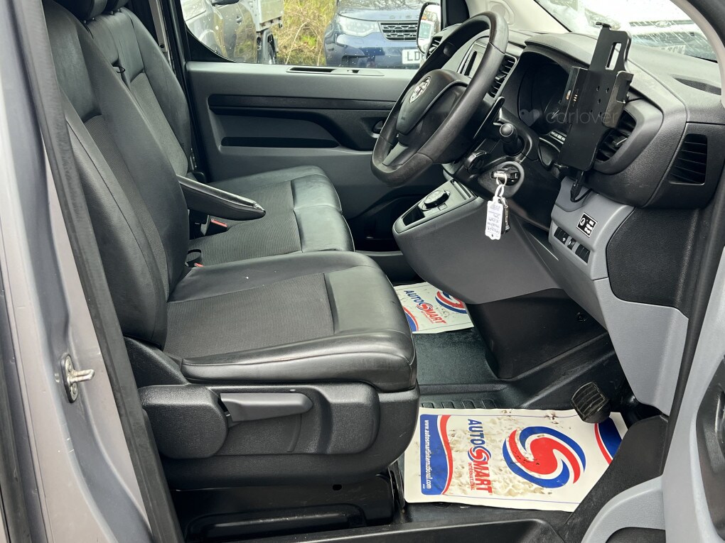 Used Vauxhall Vivaro for sale - 77766207: Photo 21