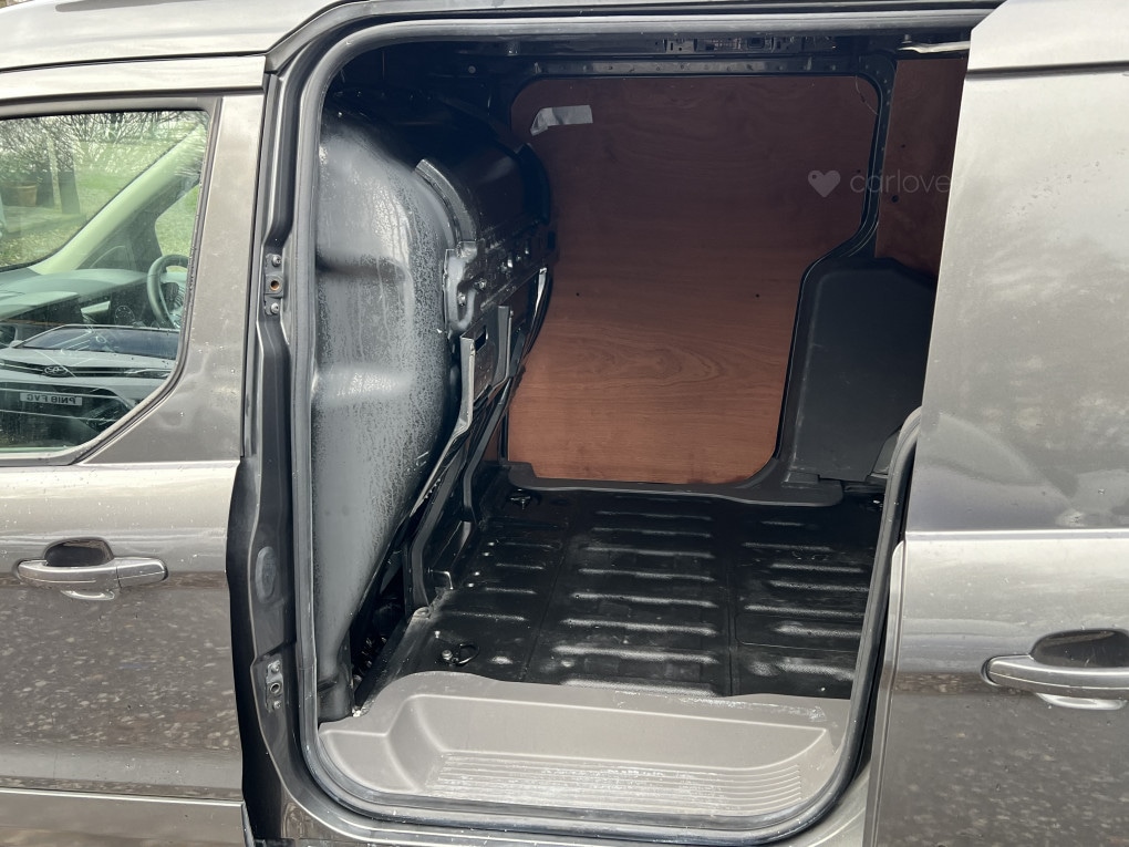 Used Ford Transit Connect 2018 for sale - 76830421: Photo 17