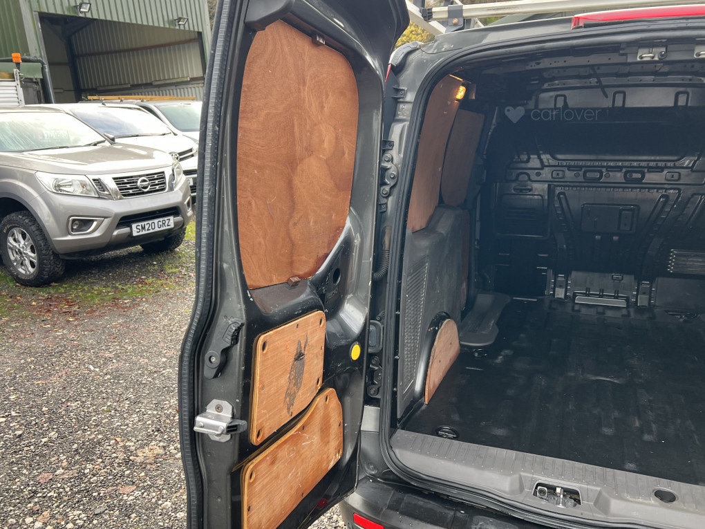 Used Ford Transit Connect 2018 for sale - 76830421: Photo 21