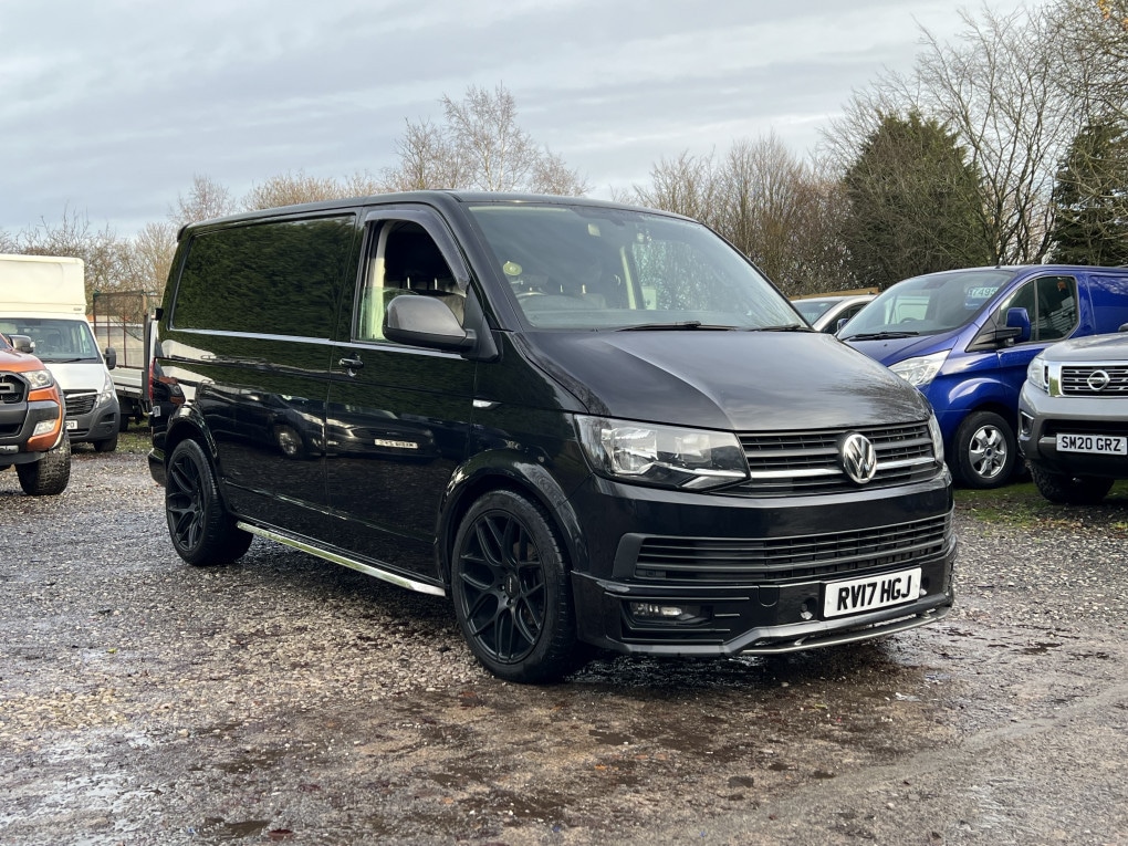 Used Volkswagen Transporter 2017 for sale - 76924181: Photo 1