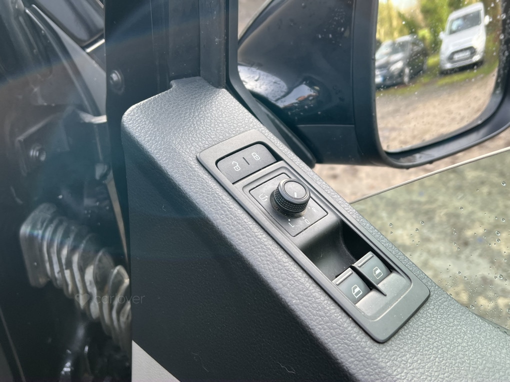 Used Volkswagen Transporter 2017 for sale - 76924181: Photo 36