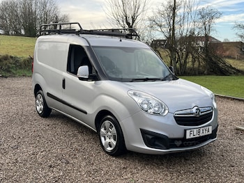 Used Vauxhall Combo 2018 for sale - 77213302: Photo