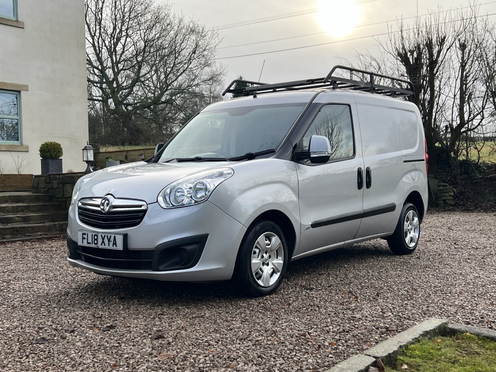 Used Vauxhall Combo 2018 for sale - 77213302: Photo 3