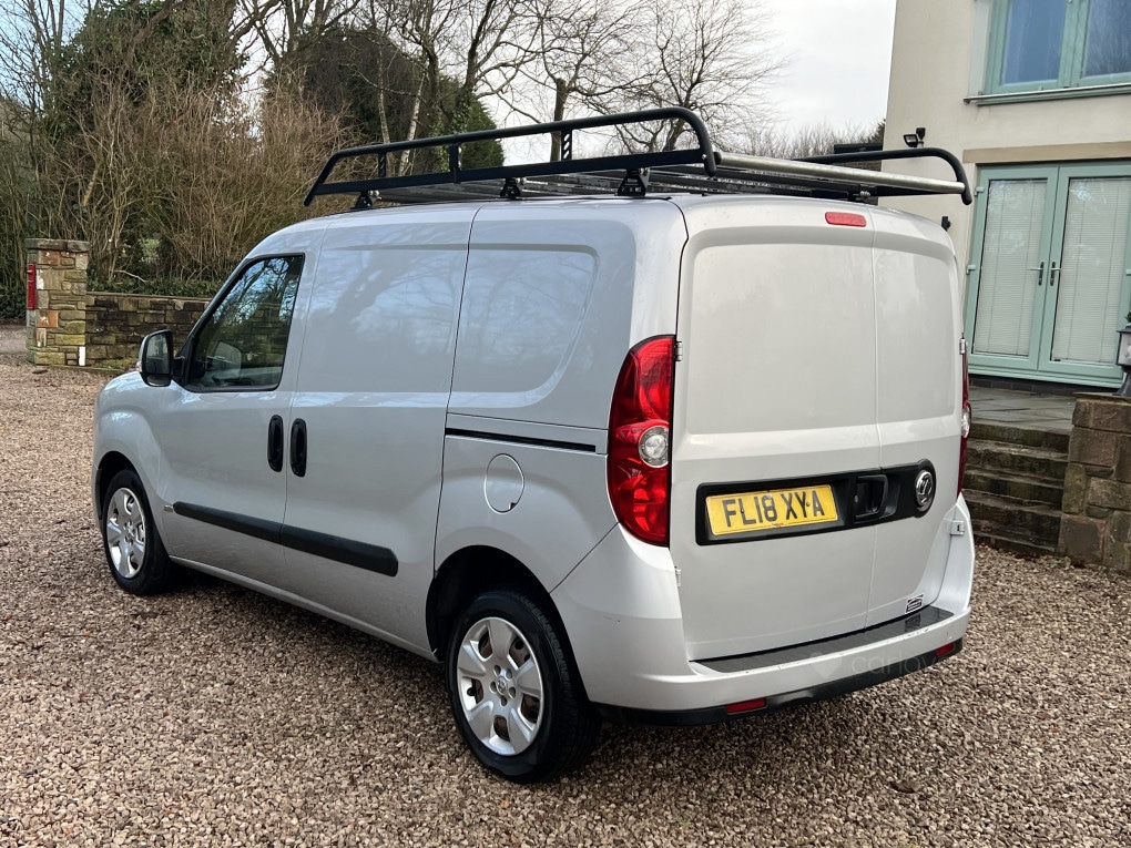 Used Vauxhall Combo 2018 for sale - 77213302: Photo 6