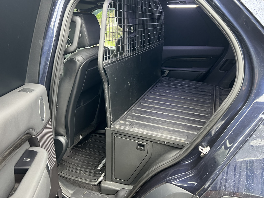 Used Land Rover Discovery 2018 for sale - 76017296: Photo 15