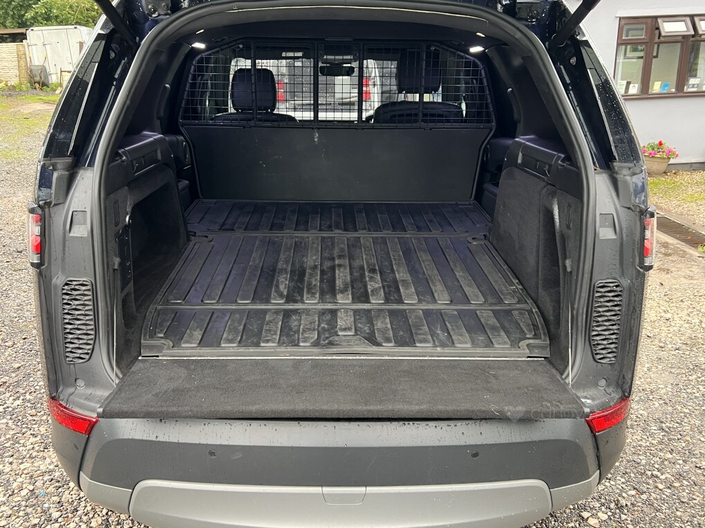 Used Land Rover Discovery 2018 for sale - 76017296: Photo 17