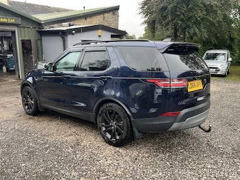 Used Land Rover Discovery 2018 for sale - 76017296: Photo