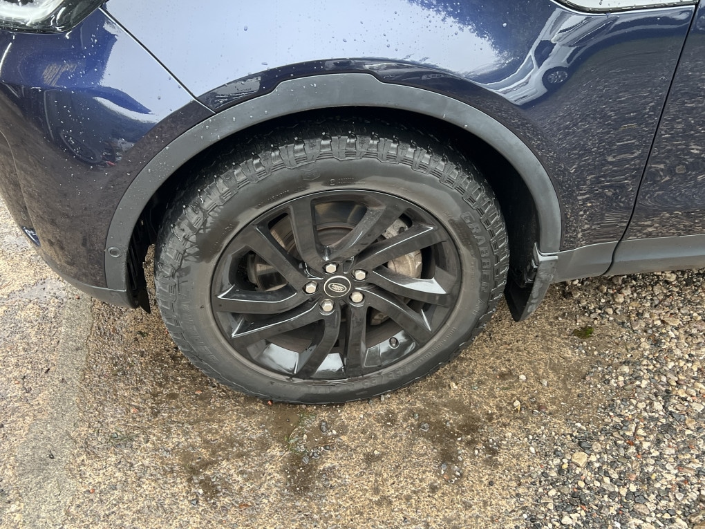 Used Land Rover Discovery 2018 for sale - 76017296: Photo 9