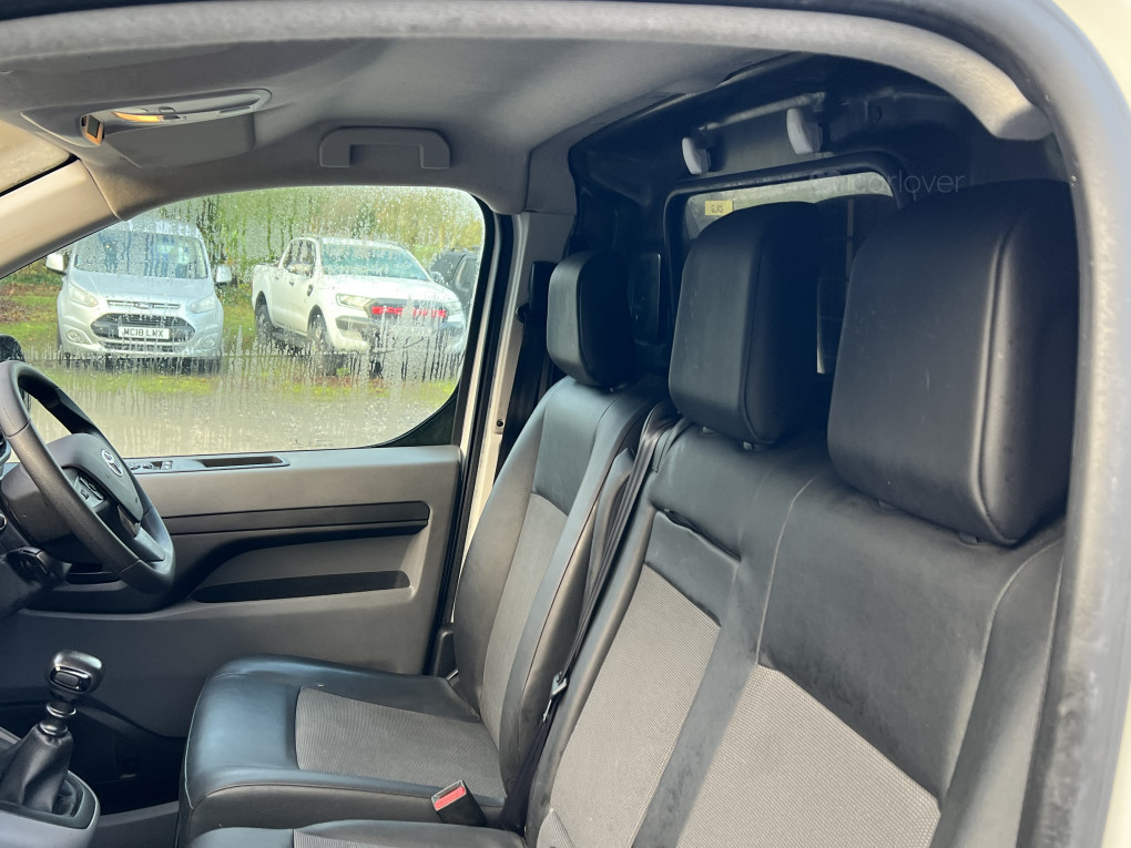 Used Toyota ProAce 2018 for sale - 76792681: Photo 15