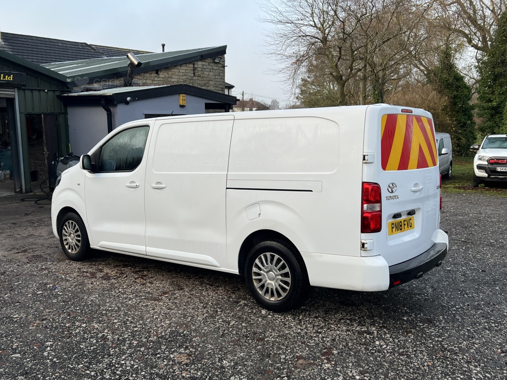 Used Toyota ProAce 2018 for sale - 76792681: Photo 4