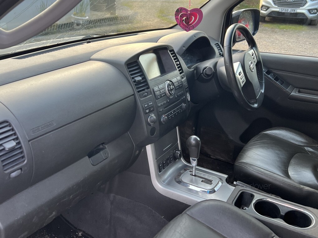 Used Nissan Navara 2014 for sale - 77960354: Photo 10