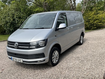 Used Volkswagen Transporter 2018 for sale - 78459167: Photo