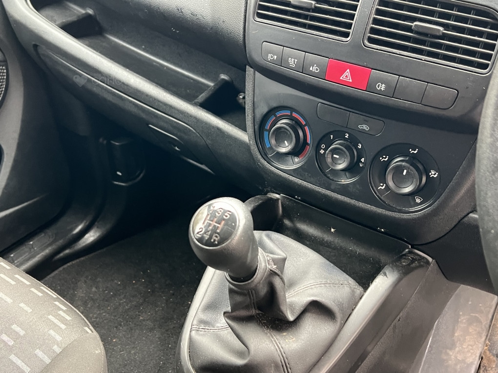 Used Vauxhall Combo 2017 for sale - 76497094: Photo 19