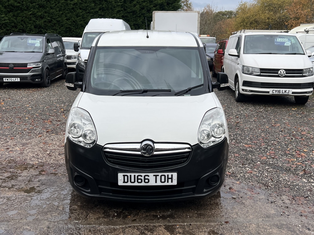 Used Vauxhall Combo 2017 for sale - 76497094: Photo 2