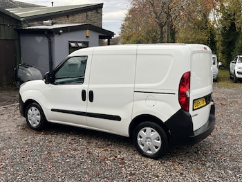 Used Vauxhall Combo 2017 for sale - 76497094: Photo