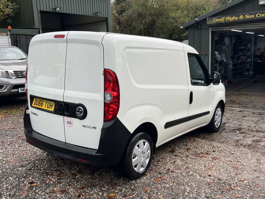 Used Vauxhall Combo 2017 for sale - 76497094: Photo 6