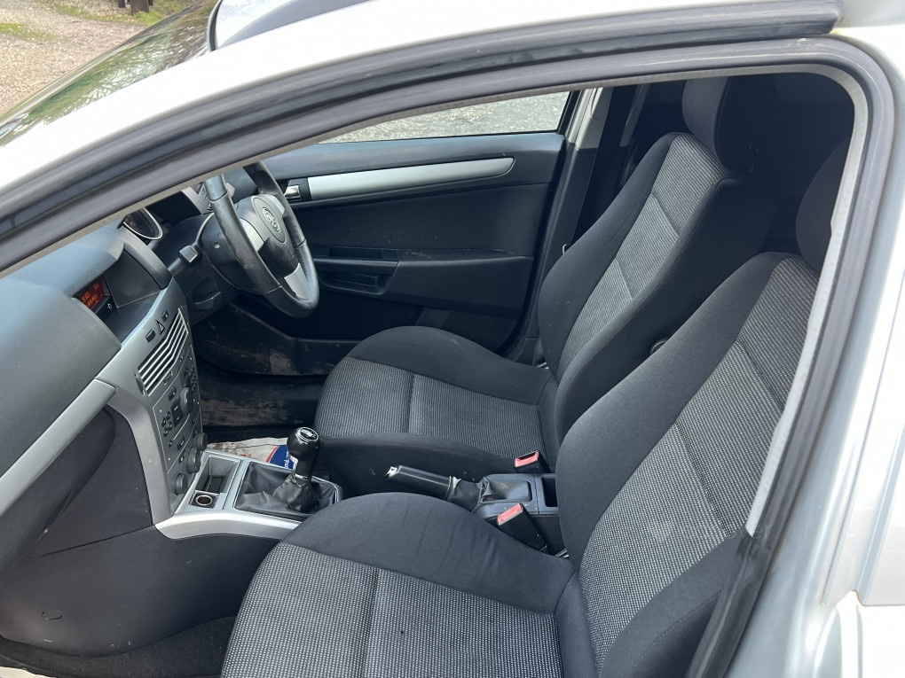 Used Vauxhall Astra Van 2007 for sale - 77311158: Photo 12