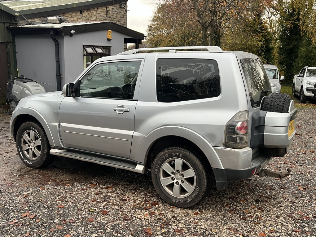 Used Mitsubishi Shogun 2010 for sale - 76497095: Photo 4