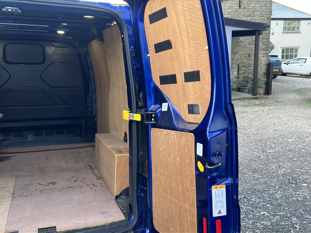 Used Ford Transit Custom 2017 for sale - 76650818: Photo 9