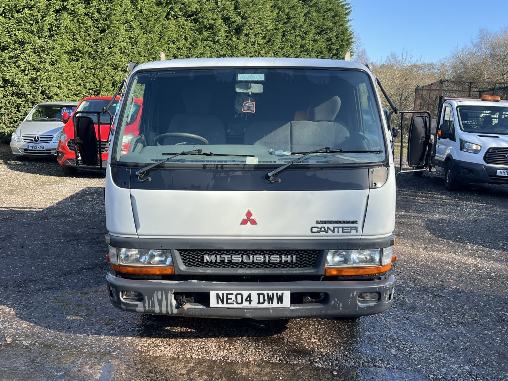 Used Mitsubishi Canter 2004 for sale - 77756250: Photo 2