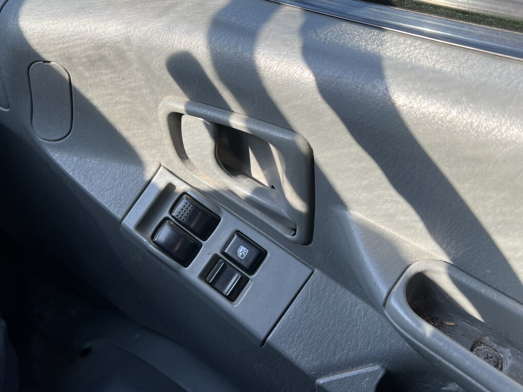 Used Mitsubishi Canter 2004 for sale - 77756250: Photo 22