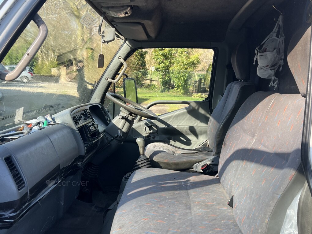 Used Mitsubishi Canter 2004 for sale - 77756250: Photo 9