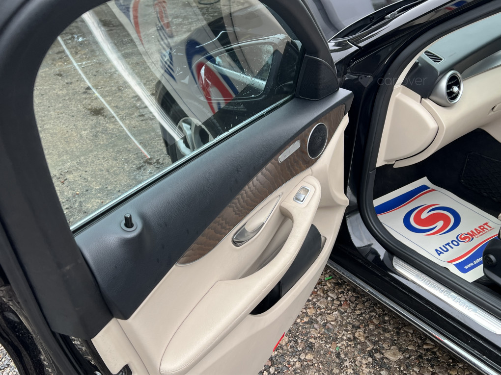 Used Mercedes-Benz C Class 2016 for sale - 76236464: Photo 10