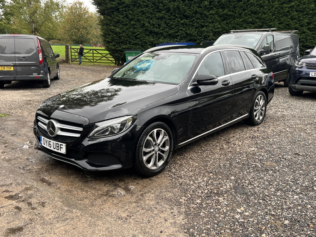 Used Mercedes-Benz C Class 2016 for sale - 76236464: Photo 3