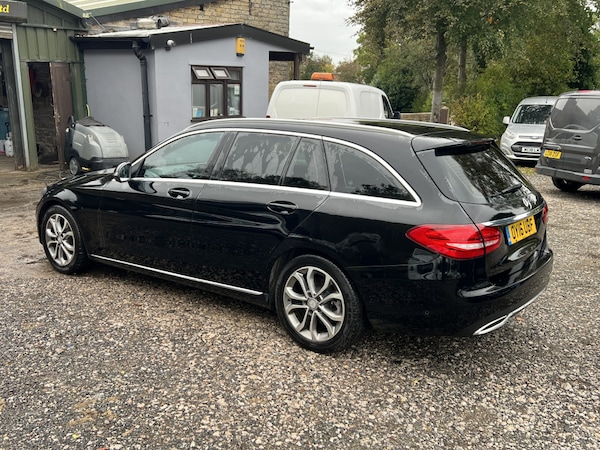 Used Mercedes-Benz C-Class 2016 for sale - 76236464: Photo 4