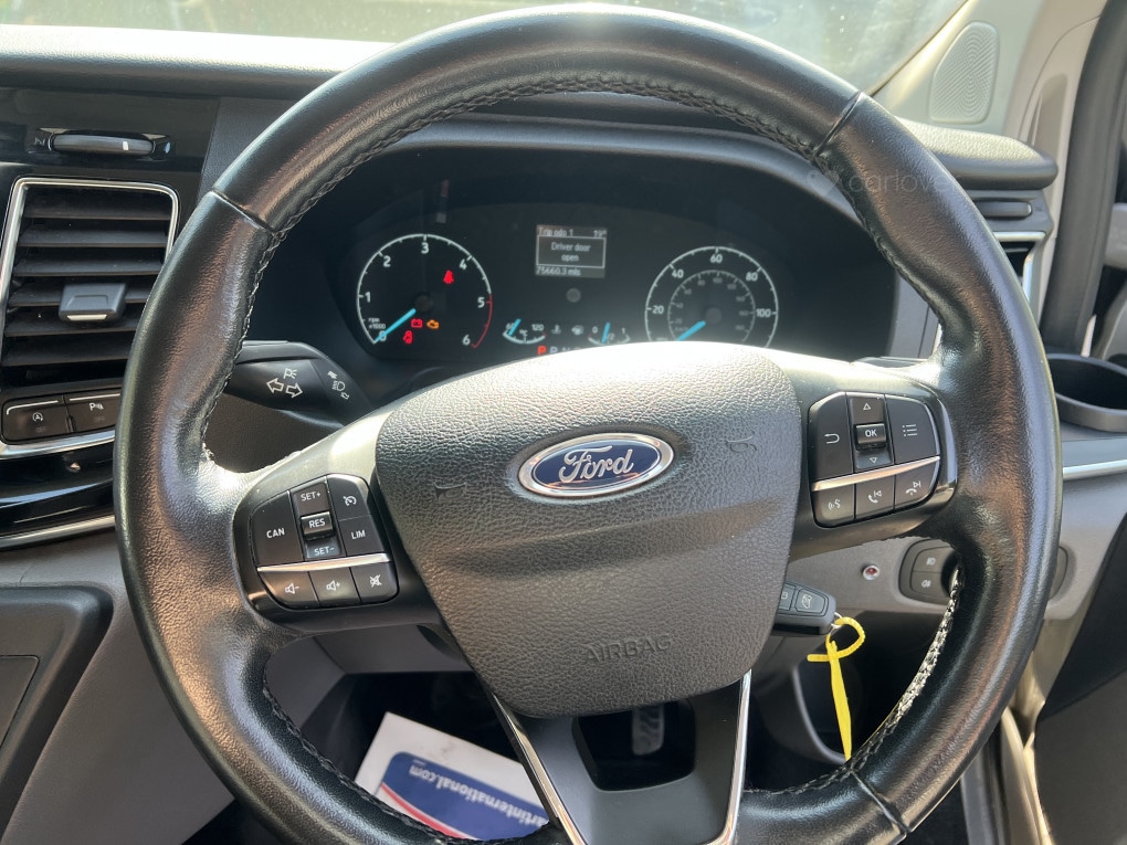 Used Ford Tourneo Custom 2018 for sale - 77937645: Photo 40