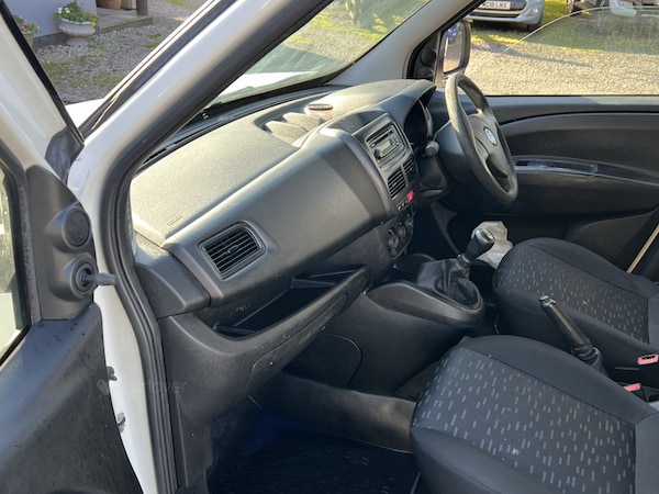 Used Vauxhall Combo 2018 for sale - 76186217: Photo 13