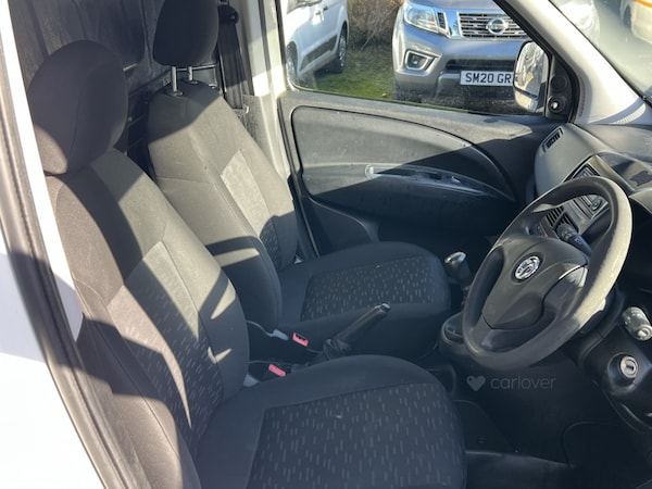 Used Vauxhall Combo 2018 for sale - 76186217: Photo 15