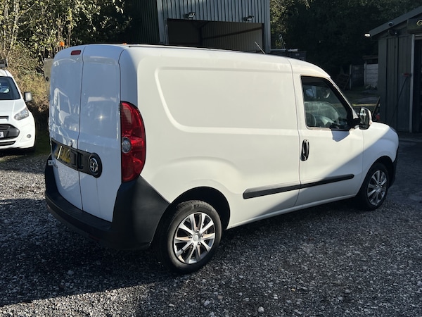 Used Vauxhall Combo 2018 for sale - 76186217: Photo 6