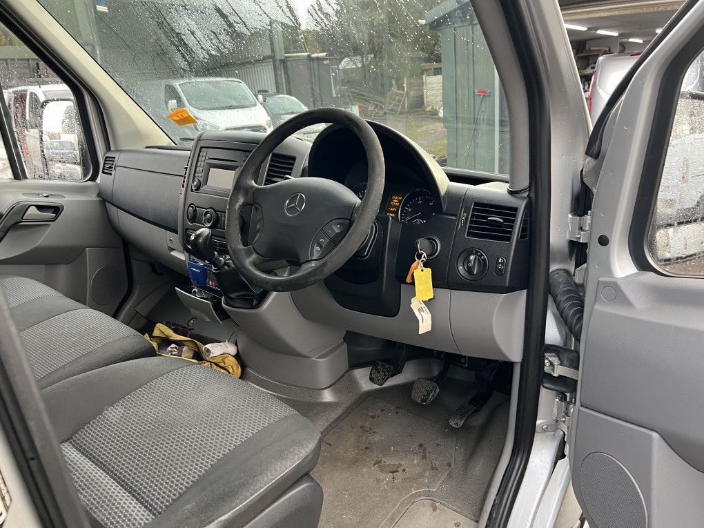 Used Mercedes-Benz Sprinter 2010 for sale - 77656118: Photo 35