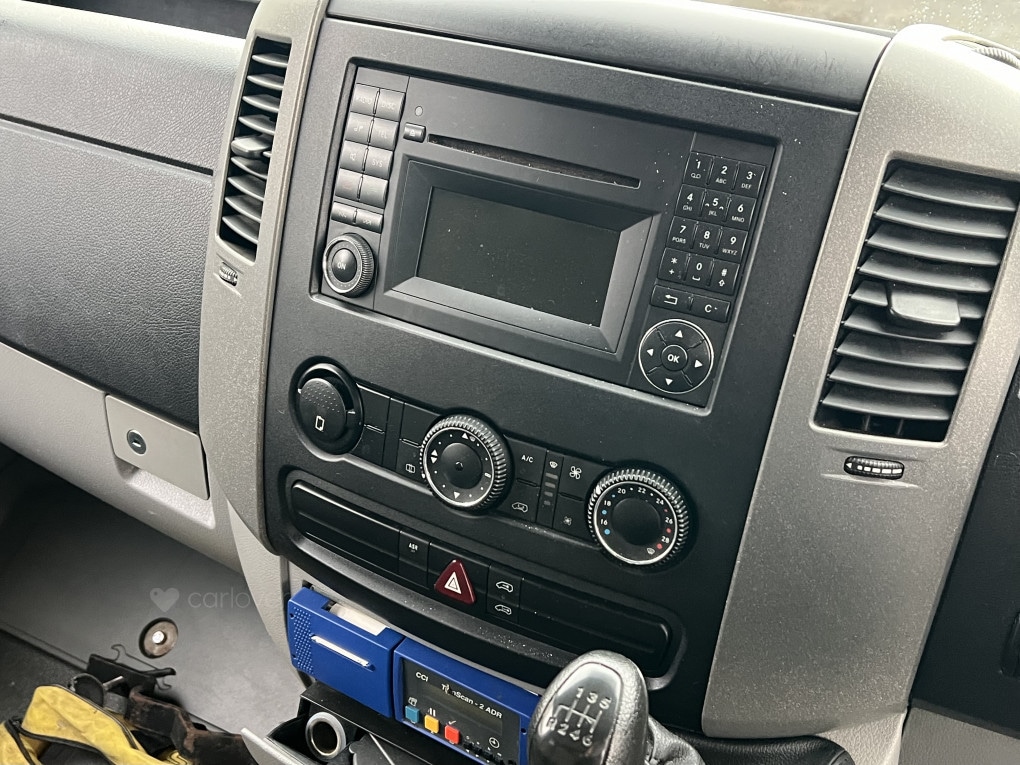 Used Mercedes-Benz Sprinter 2010 for sale - 77656118: Photo 37