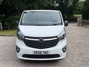 Used Vauxhall Vivaro undefined for sale - 79010262: Photo