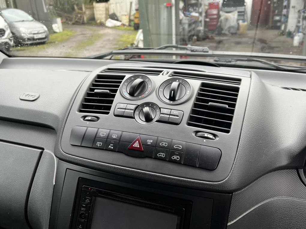 Used Mercedes-Benz Vito 2013 for sale - 77681590: Photo 31