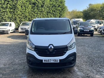 Used Renault Trafic 2017 for sale - 79619897: Photo