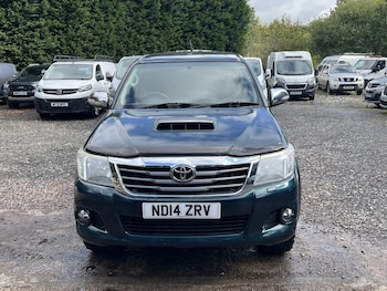 Used Toyota Hilux 2014 for sale - 79570374: Photo