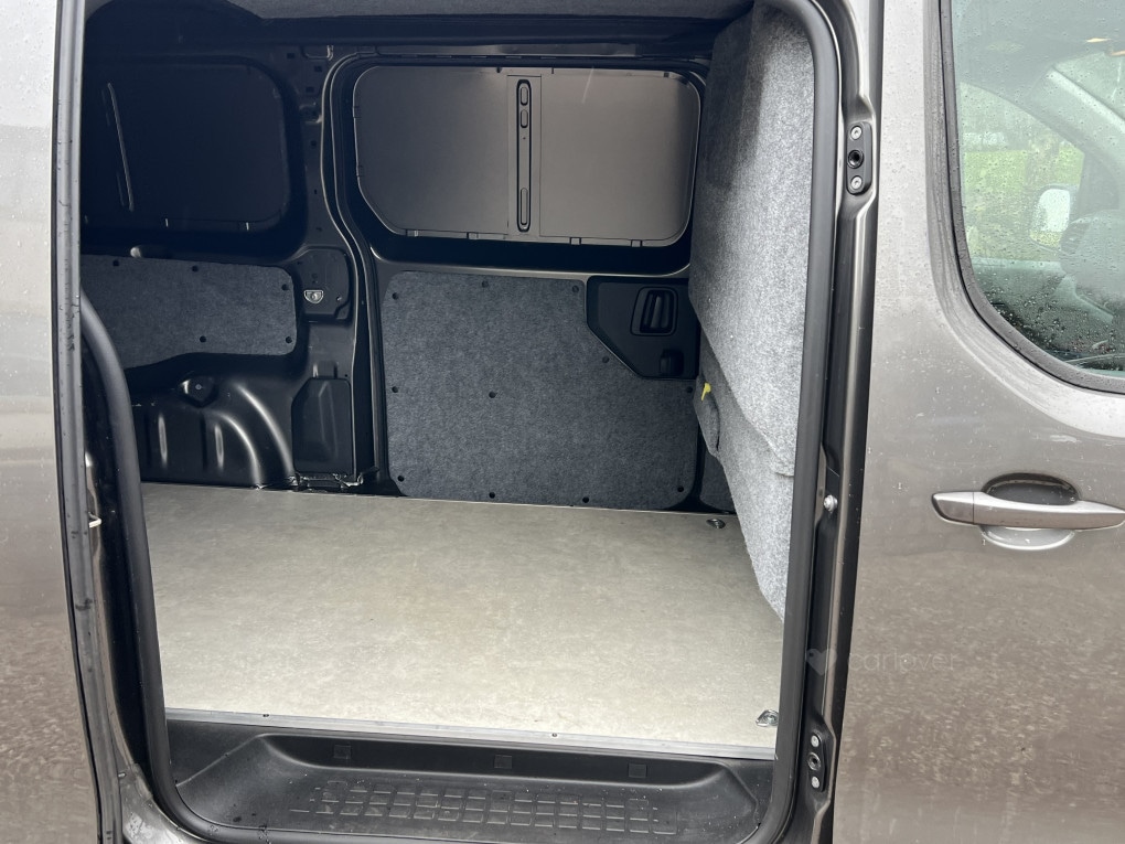 Used Vauxhall Vivaro 2022 for sale - 77452809: Photo 23