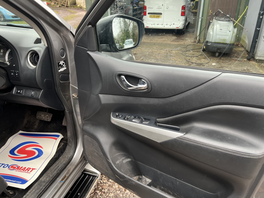 Used Nissan Navara 2020 for sale - 77140462: Photo 29