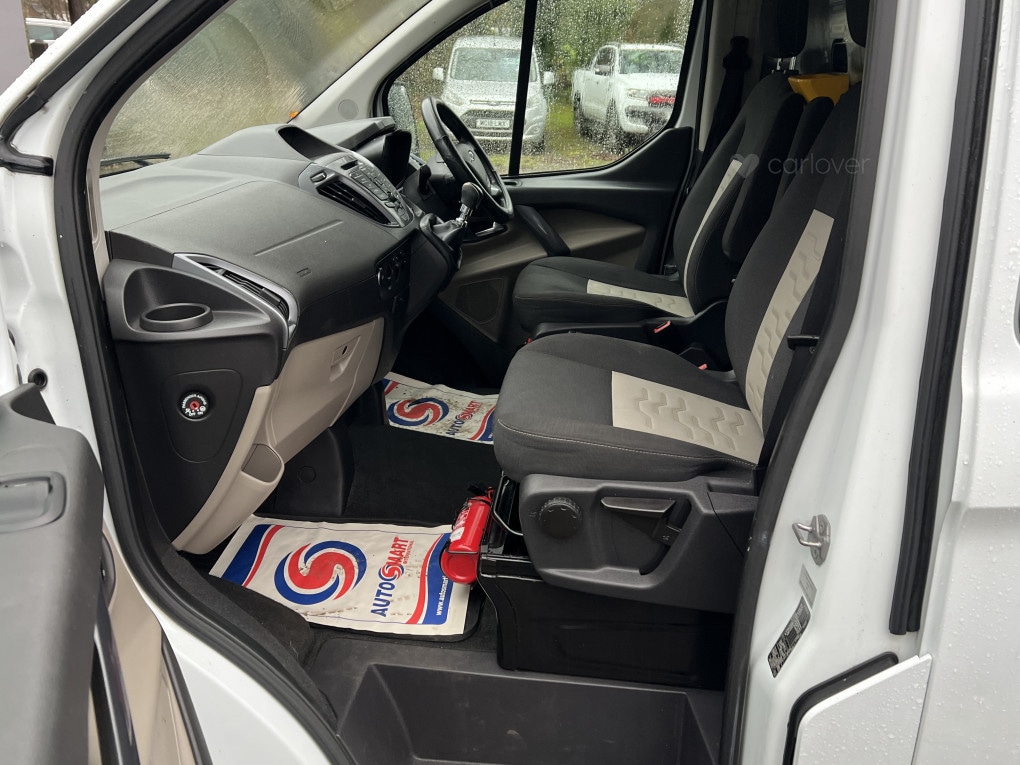 Used Ford Tourneo Custom 2015 for sale - 76799008: Photo 13