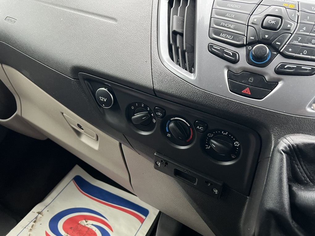 Used Ford Tourneo Custom 2015 for sale - 76799008: Photo 34