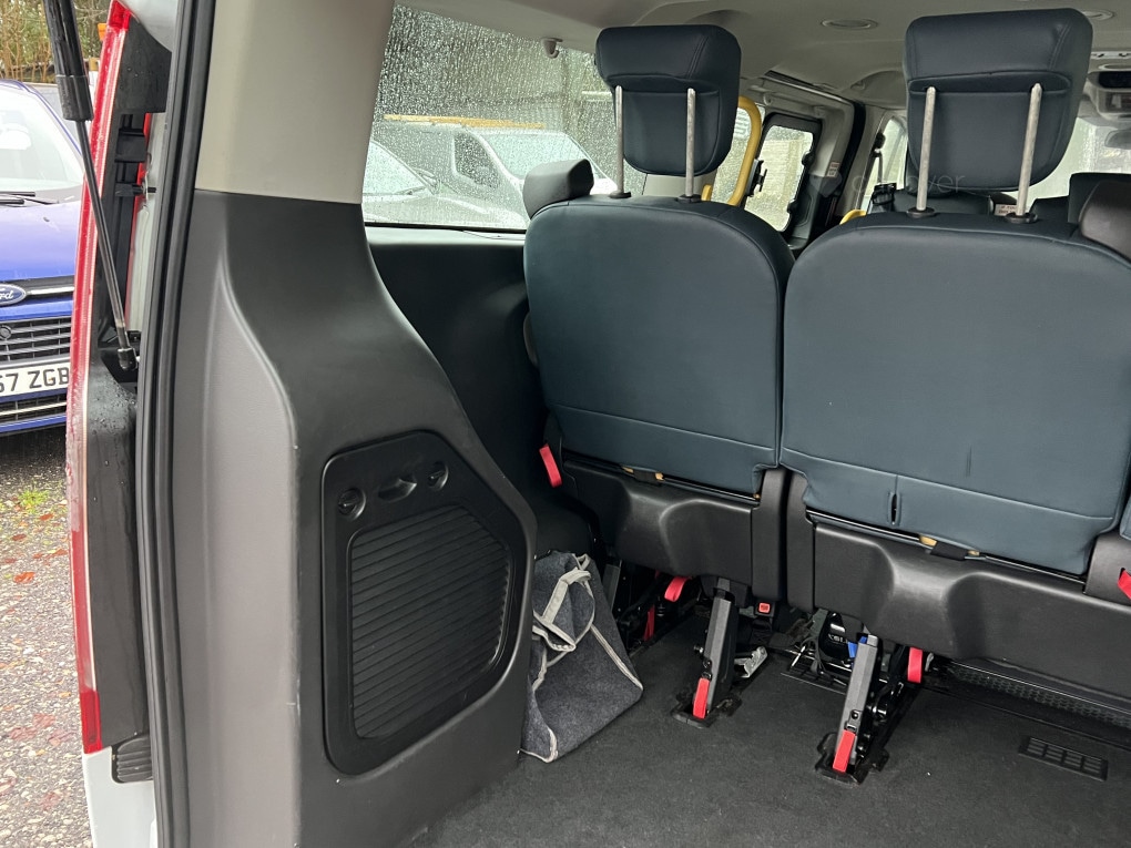 Used Ford Tourneo Custom 2015 for sale - 76799008: Photo 8