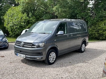 Used Volkswagen Transporter 2018 for sale - 78781778: Photo