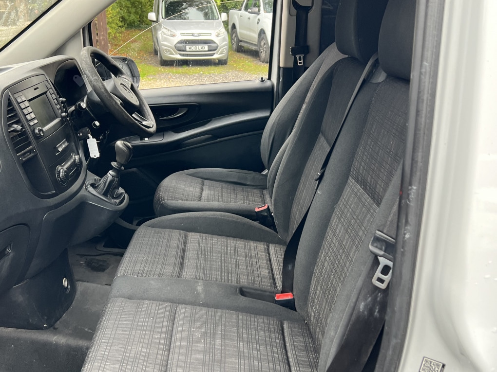 Used Mercedes-Benz Vito 2018 for sale - 76157600: Photo 11